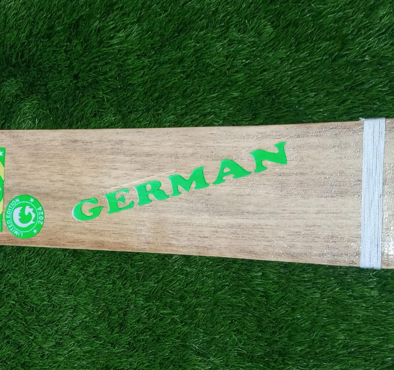 GERMAN TAPE BALL CRICKET BAT