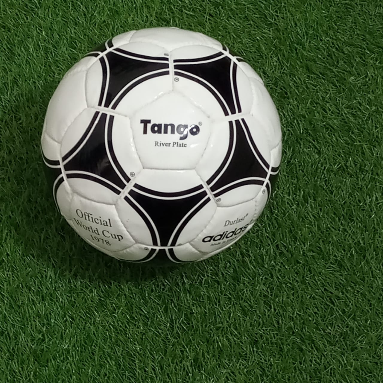 Adidas Tango Durlast – The Iconic 1978 World Cup Ball